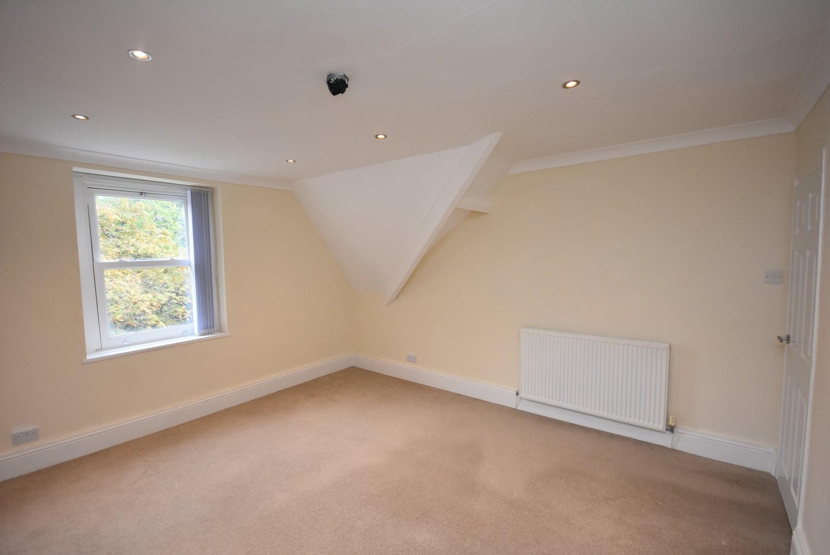 13a Victoria Road, Penarth, CF64 3EG
